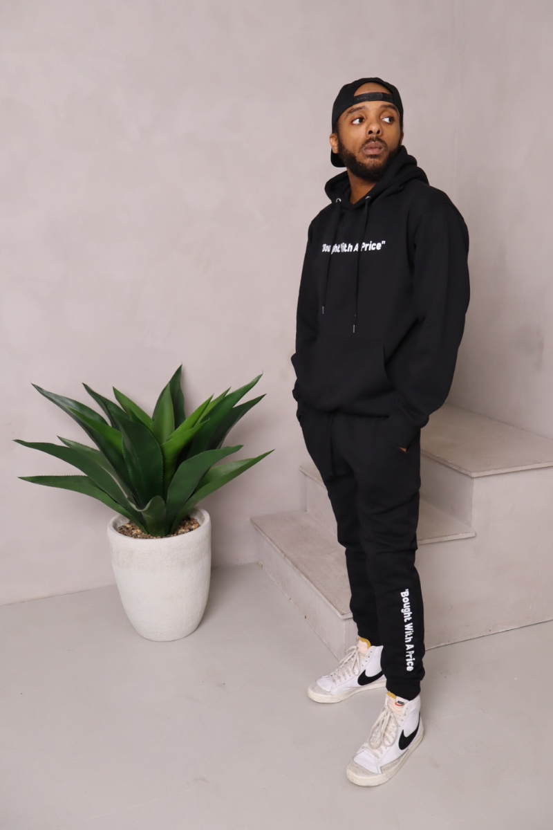 REDEEMED BLACK SWEATSUIT